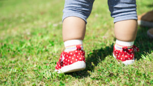 子どもにサイズの大きな靴を履かせても大丈夫ですか？