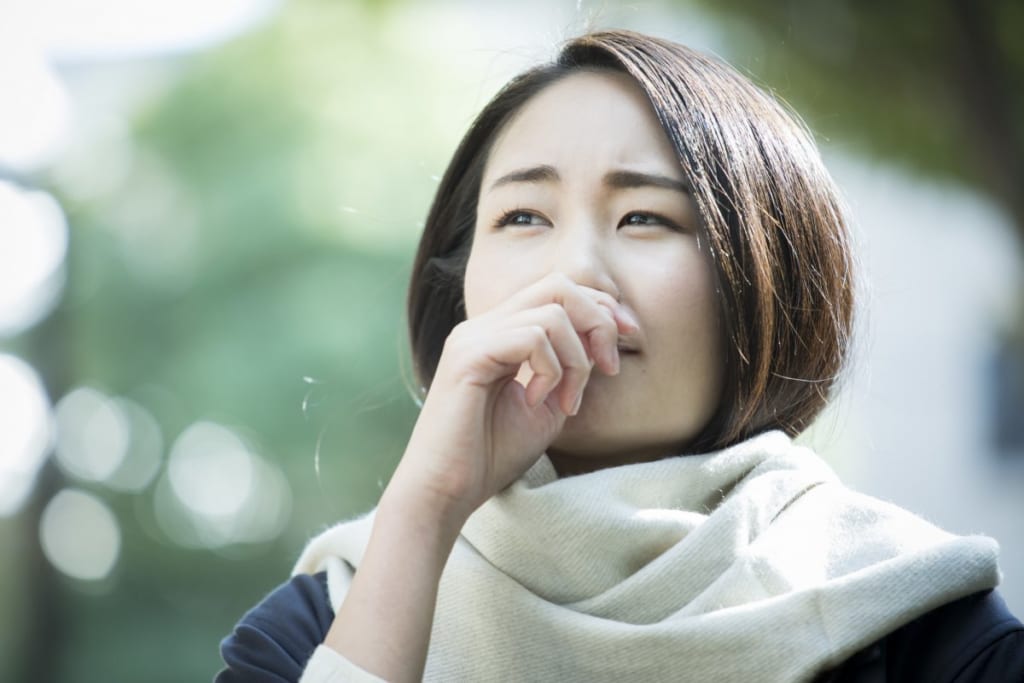 秋の花粉症の基本〜ブタクサ・ヨモギなど雑草が花粉を飛ばす？ 春の花粉との違いとは？〜