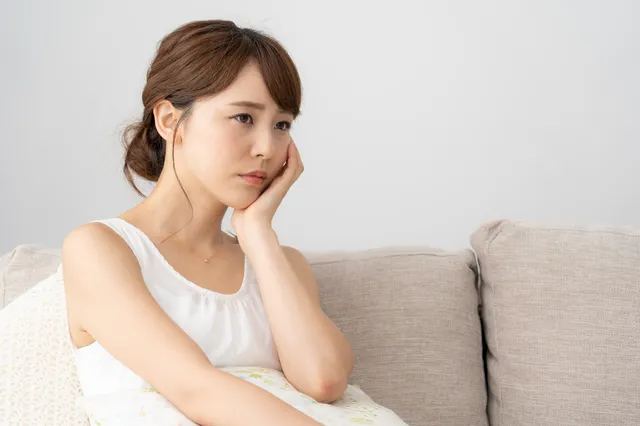 ニオイを周りに気づかれていないか心配。生理中のニオイの原因と対策を教えてください。