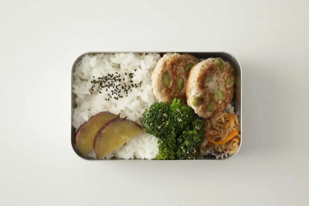 お弁当づくりを悩まずラクに続けるための基本のルールを教えてください。