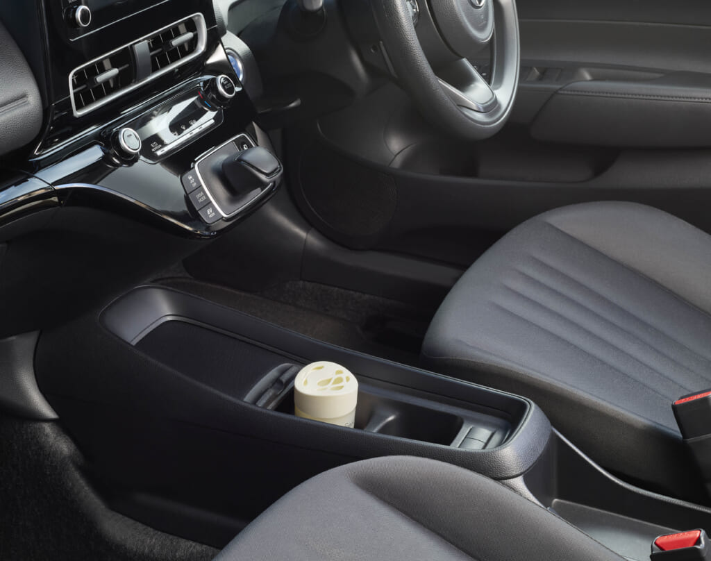 消臭力 クルマ用 feelU ゲルタイプ つけかえ エクリュサボン